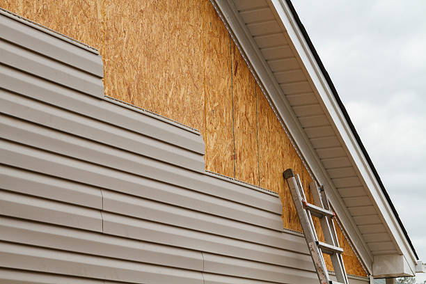 24/7 Emergency Vinyl Siding experts in Barton, OH